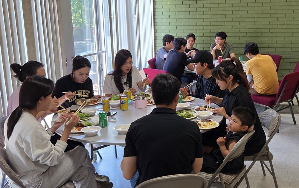 예배 후 따뜻한 교제